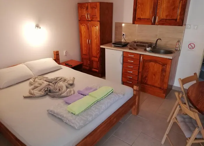 Sobe I Simic Apartment *